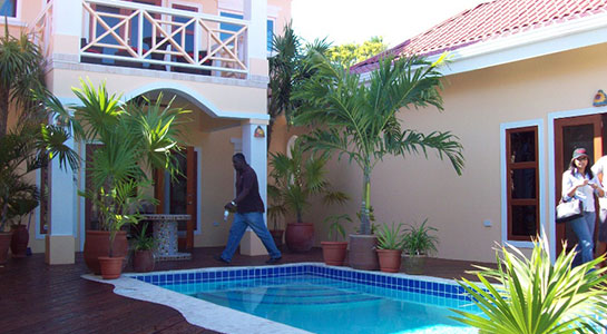Villas-at-Cocoplum